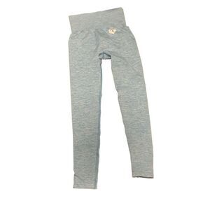 NEW WITH TAGS Women's Best Wear
MOVE SEAMLESS‎ LEGGINGS SIZE MEDIUM